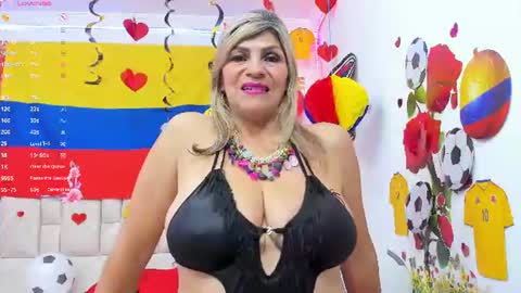 Celeste Lincon online show from June 19, 2026, 1:43 am