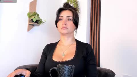 Snapshot of celeste_rodriguez_ chatting on September 15, 2025, 9:59 pm     online show from September 15, 2025, 9:59 pm