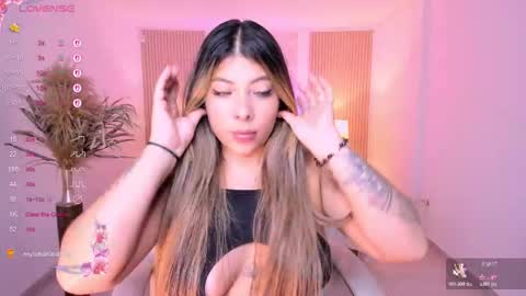 Snapshot of celeste_rosee_1 chatting on October 25, 2025, 7:52 pm Celeste  online show from October 25, 2025, 7:52 pm