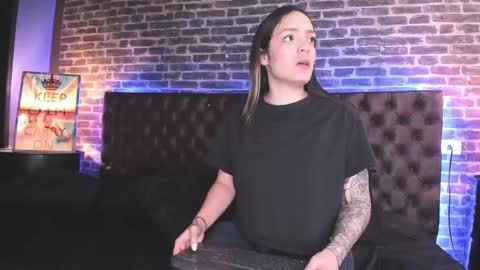 Snapshot of celeste_starsss chatting on February 25, 2025, 3:52 am celeste_starsss online show from February 25, 2025, 3:52 am