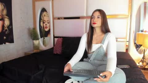 celeste_starsss online show from July 15, 2026, 9:31 pm