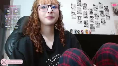 Snapshot of celesteayase chatting on October 2, 2025, 2:07 am celesteayase online show from October 2, 2025, 2:07 am