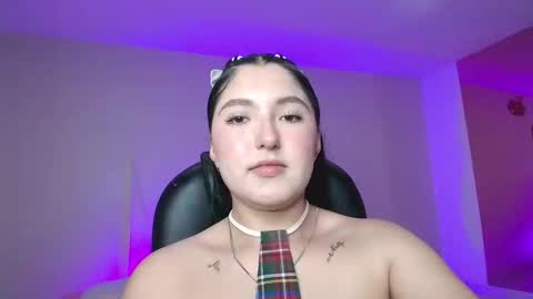 celesteeeuph online show from February 17, 2026, 9:43 pm