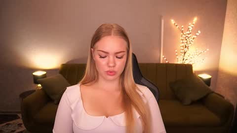 Snapshot of celestenoirr chatting on September 25, 2025, 6:50 am celestenoirr online show from September 25, 2025, 6:50 am