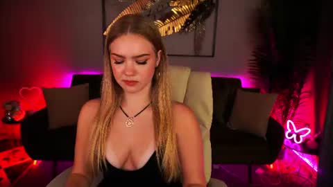 celestenoirr online show from July 30, 2026, 1:32 pm