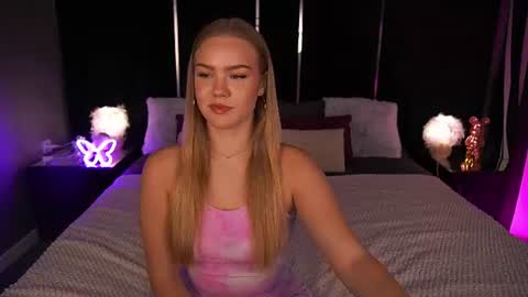 celestenoirr online show from August 3, 2026, 7:29 am
