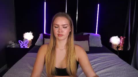 celestenoirr online show from August 6, 2026, 2:08 pm