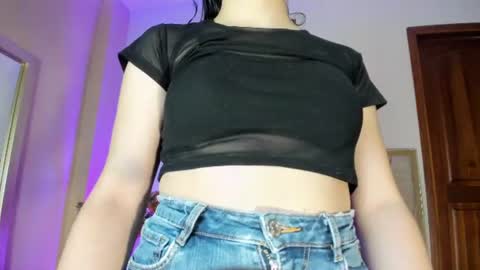 Snapshot of celestequeenn_ chatting on July 3, 2026, 12:11 pm Celeste Queeenn online show from July 3, 2026, 12:11 pm