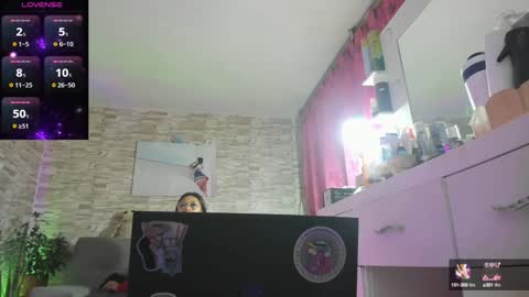 MAFE  online show from February 6, 2025, 6:51 am
