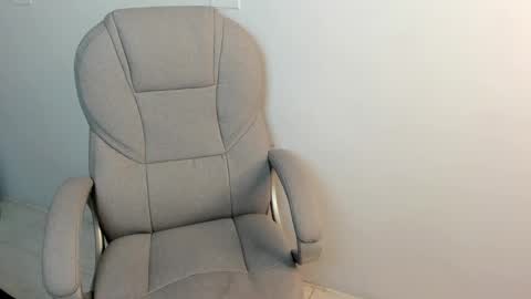 Snapshot of celestica_rose chatting on March 4, 2025, 7:41 am Celestica online show from March 4, 2025, 7:41 am