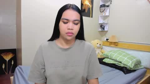 celestinaxisabella online show from May 10, 2026, 1:49 pm