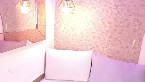 Snapshot of celestte_sm chatting on May 8, 2026, 7:08 pm celestte_sm online show from May 8, 2026, 7:08 pm