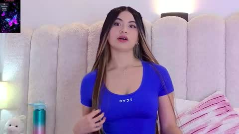 celestte_vanegas online show from March 19, 2026, 5:50 pm