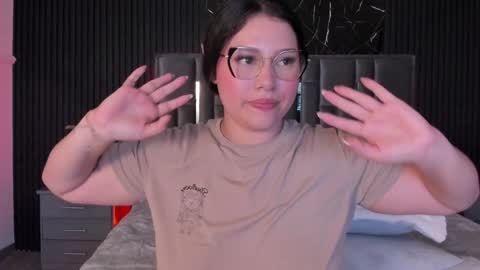 Celeste Bloom online show from December 21, 2024, 9:44 am