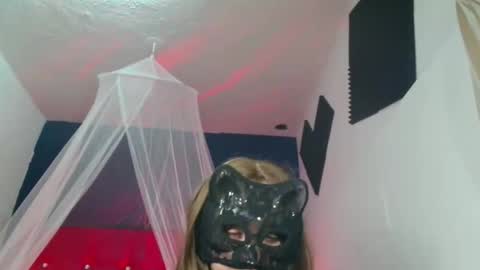 Celina Reyes21 online show from February 11, 2026, 5:01 am