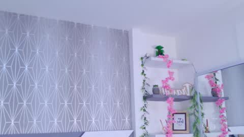 Celine online show from November 11, 2025, 2:39 pm