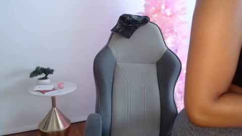 Celine Costas online show from May 12, 2026, 2:58 pm