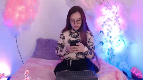 Hello guys my name is Sofi and Lizzie and  Vanessa online show from January 22, 2025, 3:20 am