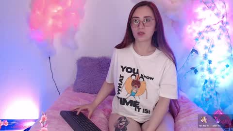 Hello guys my name is Sofi and Lizzie and  Vanessa online show from January 24, 2025, 4:27 am