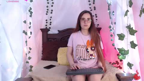 Hello guys my name is Sofi and Lizzie and  Vanessa online show from February 24, 2025, 4:27 am