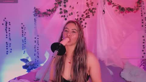 Hello guys my name is Sofi and Lizzie and  Vanessa online show from November 7, 2025, 3:28 am