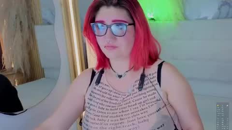 Cerecita  online show from May 12, 2026, 12:08 am