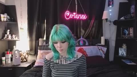 Averi online show from September 26, 2025, 10:36 pm