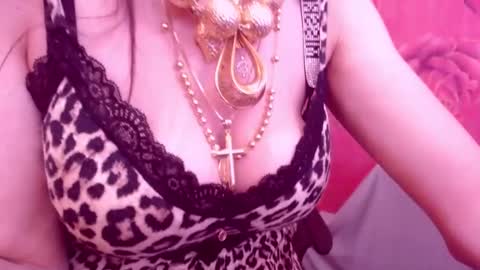 Cerise online show from February 21, 2025, 7:12 am