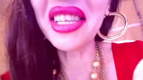 Cerise online show from March 12, 2026, 4:18 am