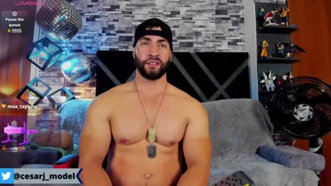 Snapshot of cesar_joness chatting on December 3, 2024, 12:24 am Cesar jones online show from December 3, 2024, 12:24 am