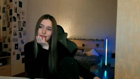 my name is Eva online show from February 5, 2026, 8:13 pm