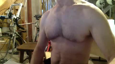cfnmworkout1 online show from December 24, 2024, 7:33 pm