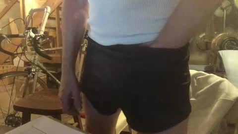 Snapshot of cfnmworkout1 chatting on February 16, 2026, 8:38 pm cfnmworkout1 online show from February 16, 2026, 8:38 pm