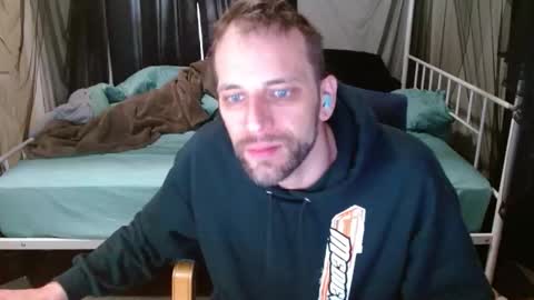 Snapshot of cguffey2284 chatting on February 20, 2026, 7:03 pm cguffey2284 online show from February 20, 2026, 7:03 pm