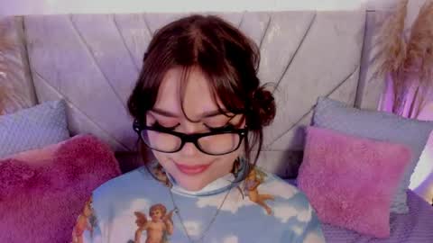 Snapshot of chaarlotte_1 chatting on May 14, 2026, 5:53 pm charlotte online show from May 14, 2026, 5:53 pm