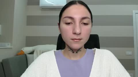 Kate online show from December 6, 2024, 5:53 am