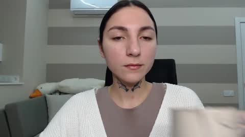 Kate online show from December 10, 2024, 6:01 am