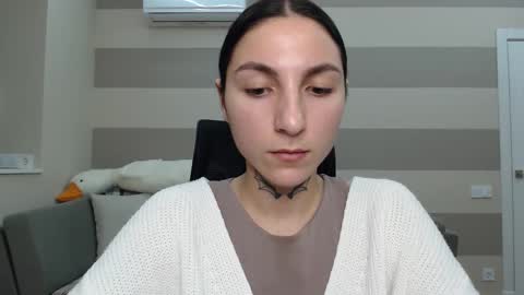 Kate online show from December 10, 2024, 9:01 am