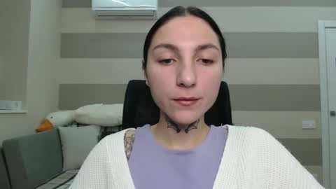 Kate online show from December 19, 2024, 7:07 am