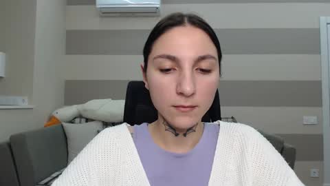 Kate online show from January 15, 2025, 12:58 pm