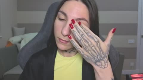Kate online show from April 28, 2026, 6:18 am