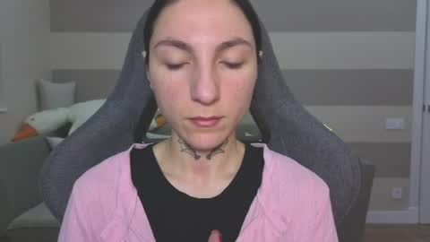 Kate online show from May 7, 2026, 7:03 am