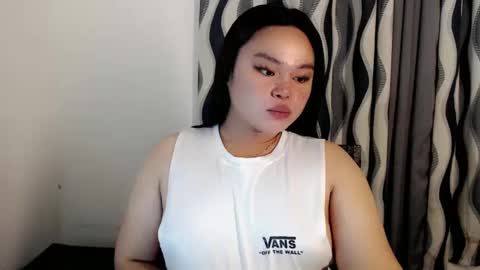 Snapshot of chabilataxx chatting on December 16, 2024, 1:54 pm chabilataxx online show from December 16, 2024, 1:54 pm