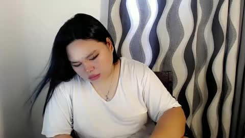 Snapshot of chabilataxx chatting on December 29, 2024, 7:50 am chabilataxx online show from December 29, 2024, 7:50 am