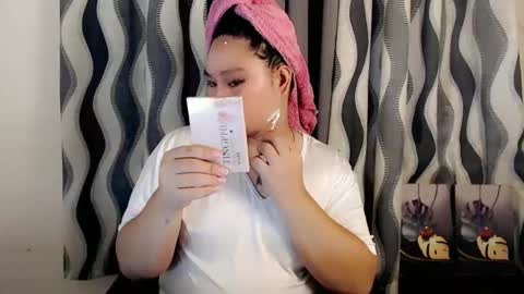 Snapshot of chabilataxx chatting on January 10, 2025, 10:39 am chabilataxx online show from January 10, 2025, 10:39 am