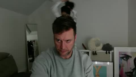 Snapshot of chacar123 chatting on April 4, 2026, 12:09 am 2Play and play2 online show from April 4, 2026, 12:09 am