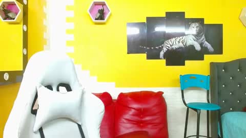 chacorta_ online show from June 4, 2026, 12:33 pm