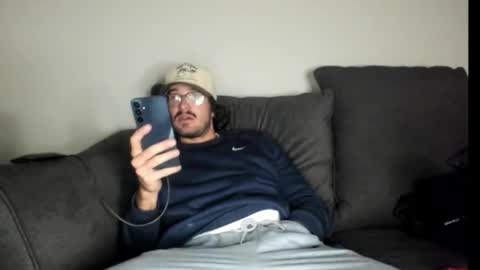 Lydong online show from November 8, 2025, 3:18 am