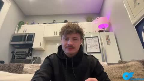 ChadTitan online show from August 4, 2026, 11:07 pm