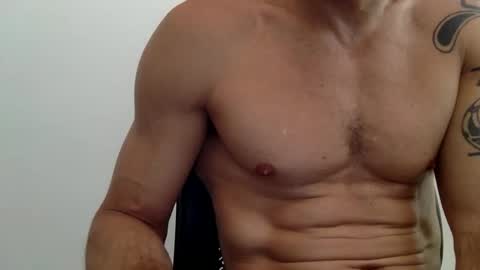 Snapshot of chagaschoo chatting on November 3, 2025, 3:24 pm Chags online show from November 3, 2025, 3:24 pm